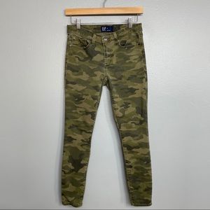 GAP | denim jegging camo print skinny jeans 26